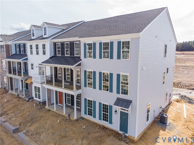 Building Photo - 15225 Dunton Ave