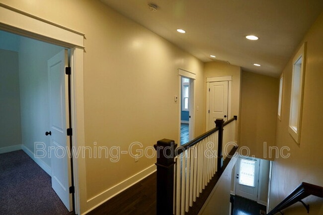Building Photo - 3402 Shelby Bottoms Bnd