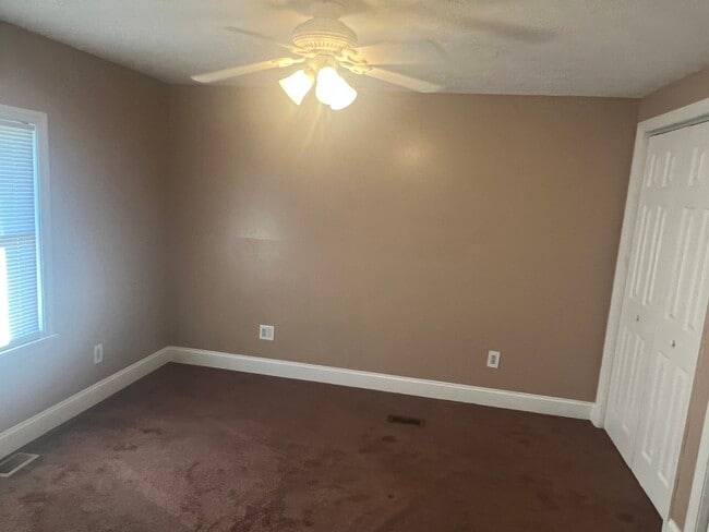 Master Bedroom - 107 Morgan Run Rd