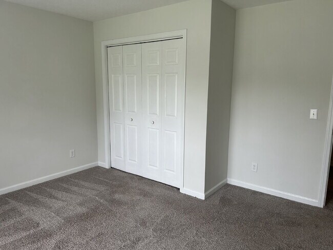 Building Photo - 3BD 2 BA HOME FOR RENT NEXT TO ALGOOD SCHOOLS