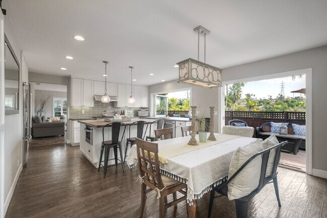 Building Photo - Single-Story La Costa Home Overlooking the...