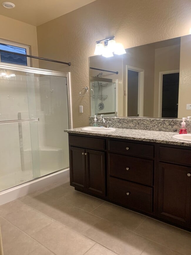 Building Photo - 4 BR 2 BA Coming Soon