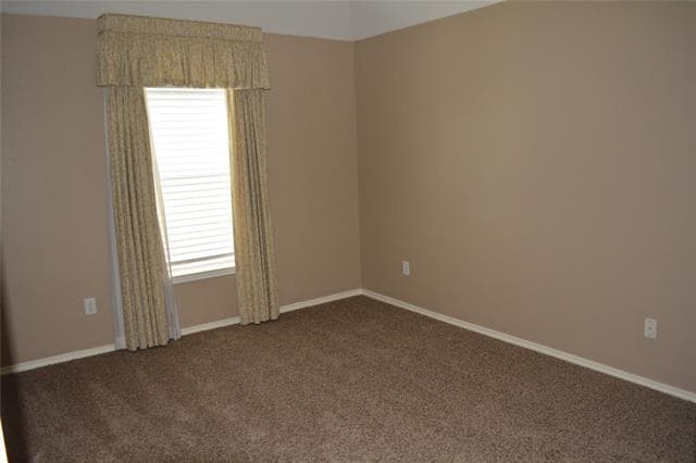 Building Photo - 2713 Stanford Dr