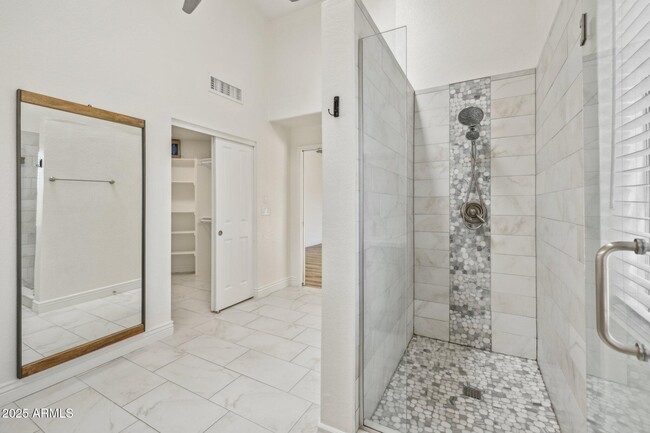 Building Photo - 3027 N 83rd Pl