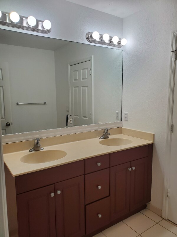 Building Photo - 967 Abaco Ln