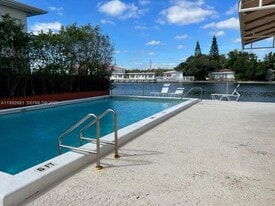 Building Photo - 7900 Tatum Waterway Dr