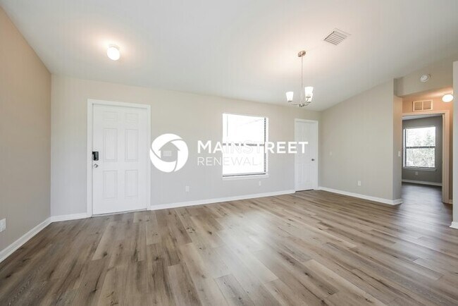 Building Photo - 4 Bedroom Pet-Friendly Home in Lehigh Acre...