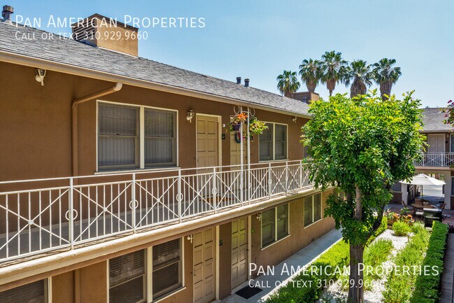 Building Photo - 335 S Los Robles Ave