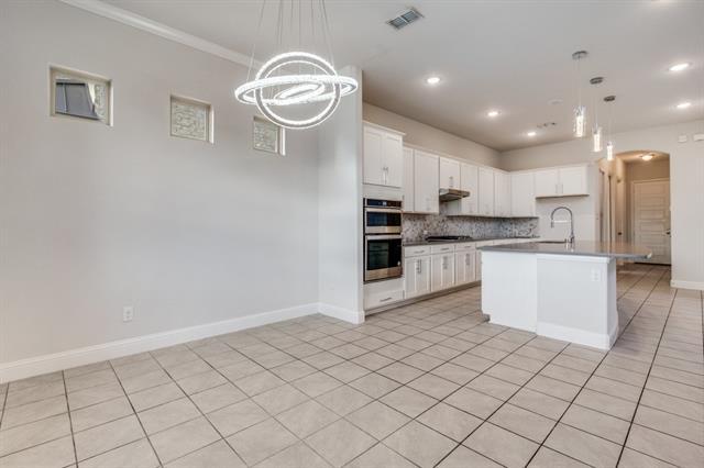 Building Photo - 1435 Wittington Pl