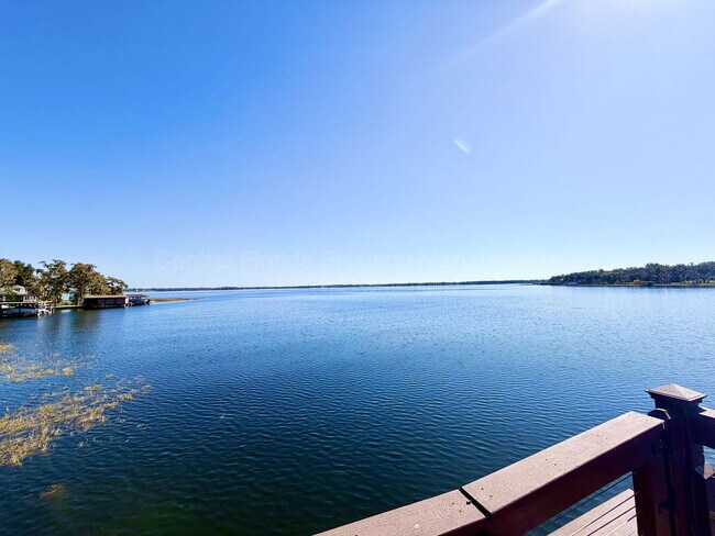 Building Photo - 5243 W Lake Butler Rd