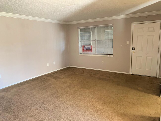 Building Photo - 326 Guilbeau Rd