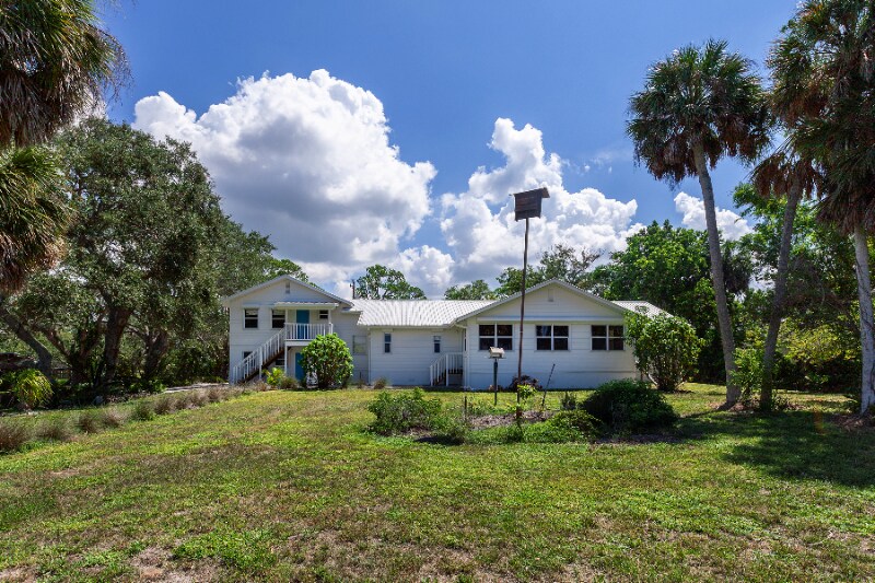 Building Photo - 331 Roberts Rd