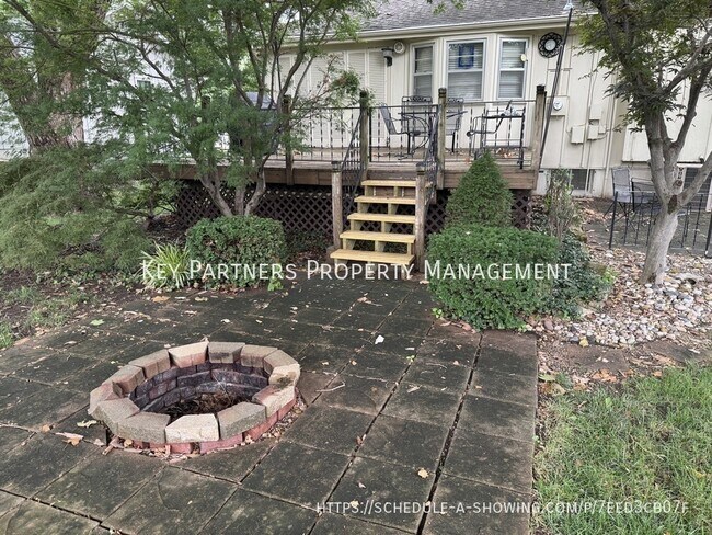 Building Photo - 6012 Halsey-