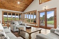 Building Photo - 299 Westview Dr