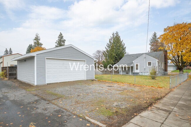 Building Photo - Newly renovated 3bd 2bath Shadle Rancher MUST SEE