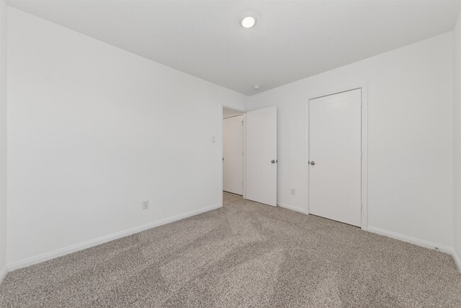 Building Photo - 12239 Shield Crest Ct