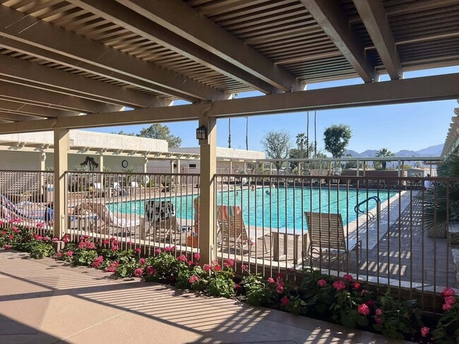 Building Photo - 39345 Moronga Canyon Dr