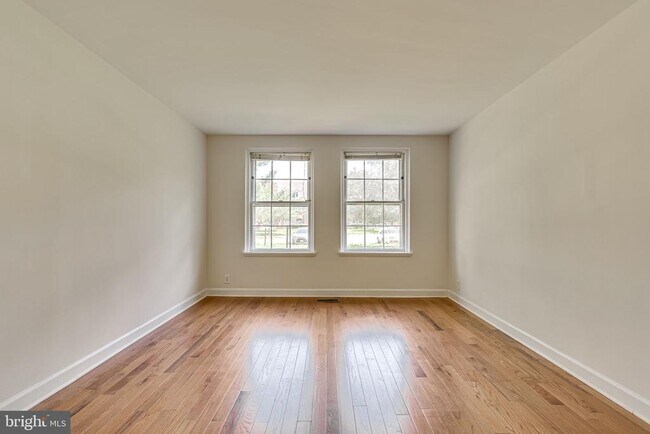Building Photo - 4271 35th St S