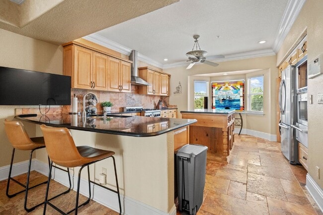 Building Photo - 1593 Pinellas Bayway S