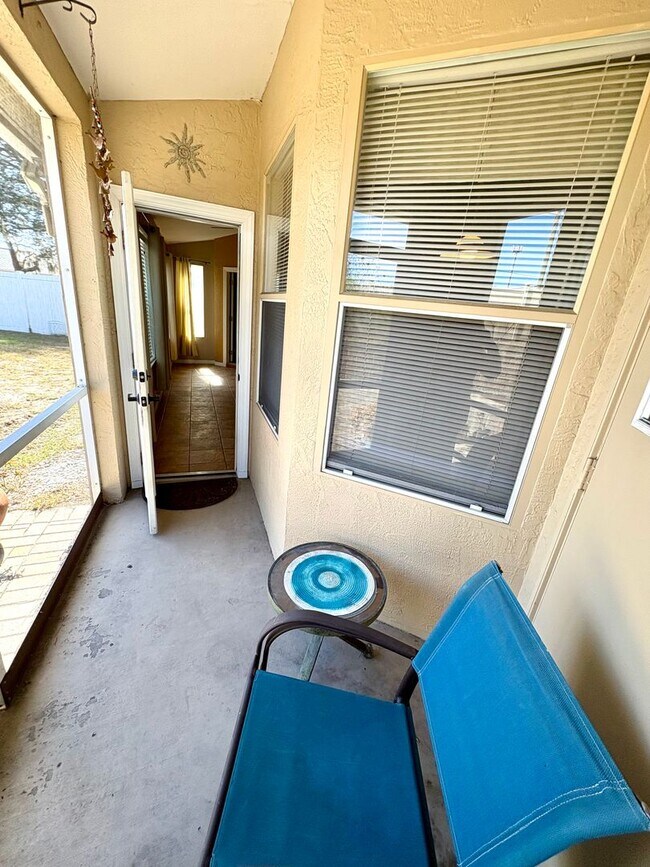 Building Photo - Beautiful 3Bed/2Bath with 2-Car Garage on a Cul-de-Sac