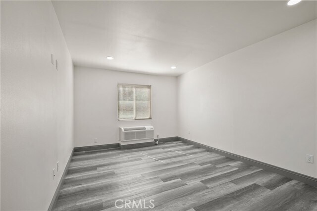 Building Photo - 14335 Hamlin St