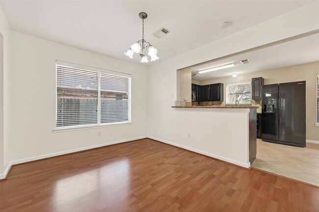 Building Photo - 8411 Tamayo Dr