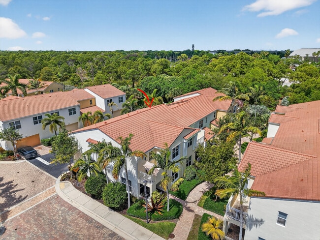 Building Photo - 5022 NW 16th Way