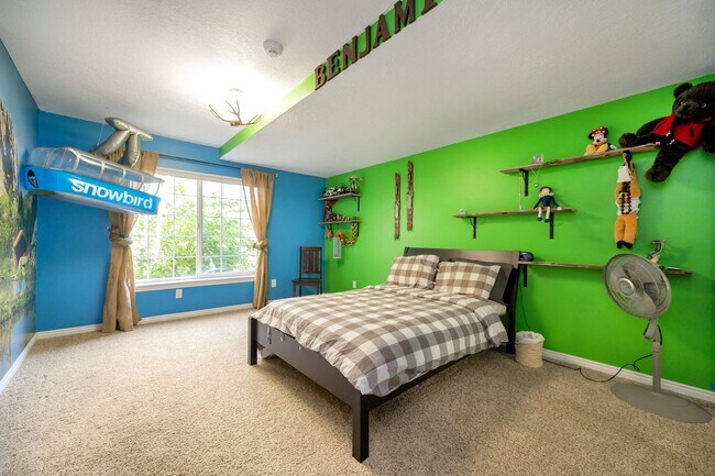 Building Photo - Immaculate Home for rent in gated cul-de-sac!