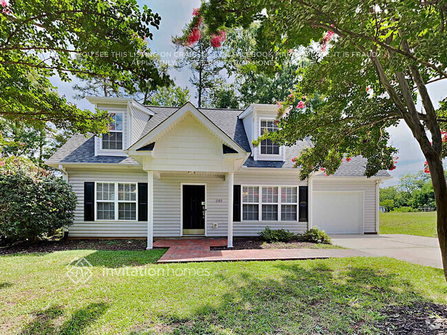 Building Photo - 1303 Oakshade Ave