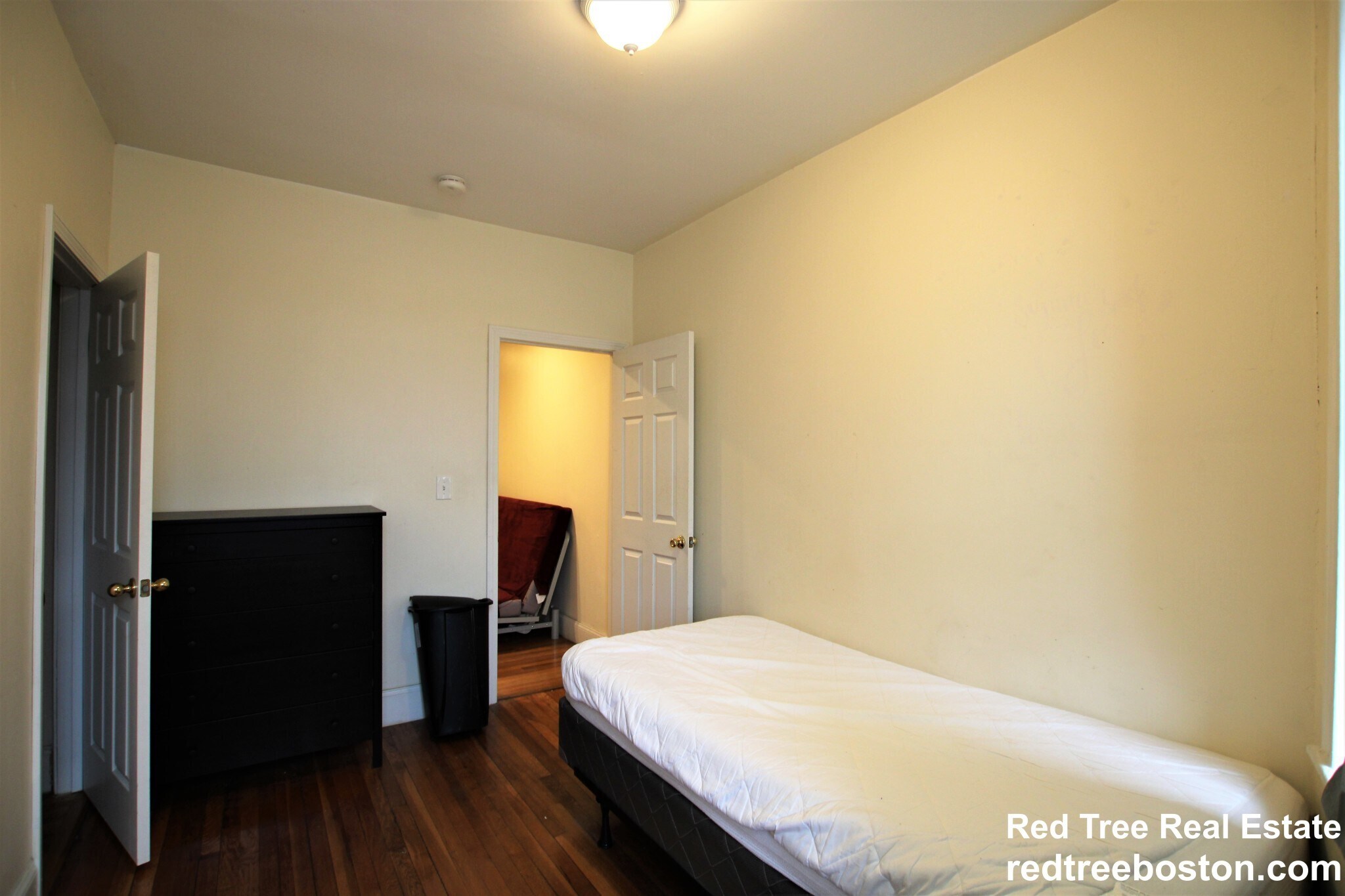 Building Photo - 1868 Commonwealth Ave