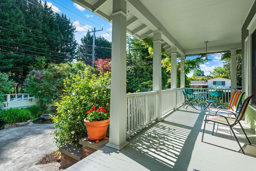 Building Photo - 7541 Seward Park Ave S