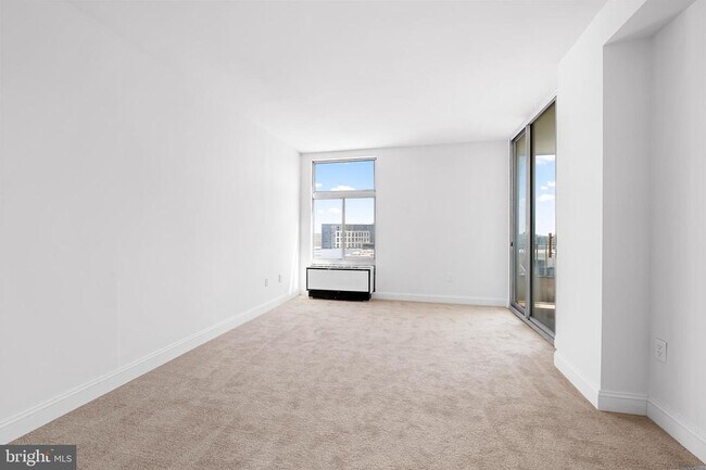 Building Photo - 28 Allegheny Ave
