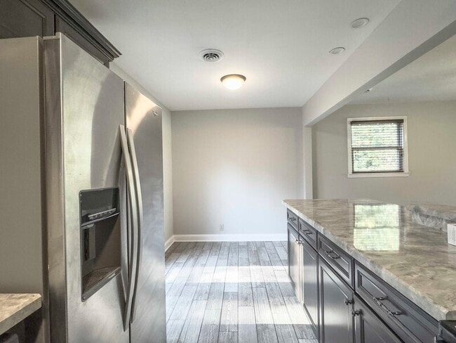 Building Photo - 1884 Pardue Dr