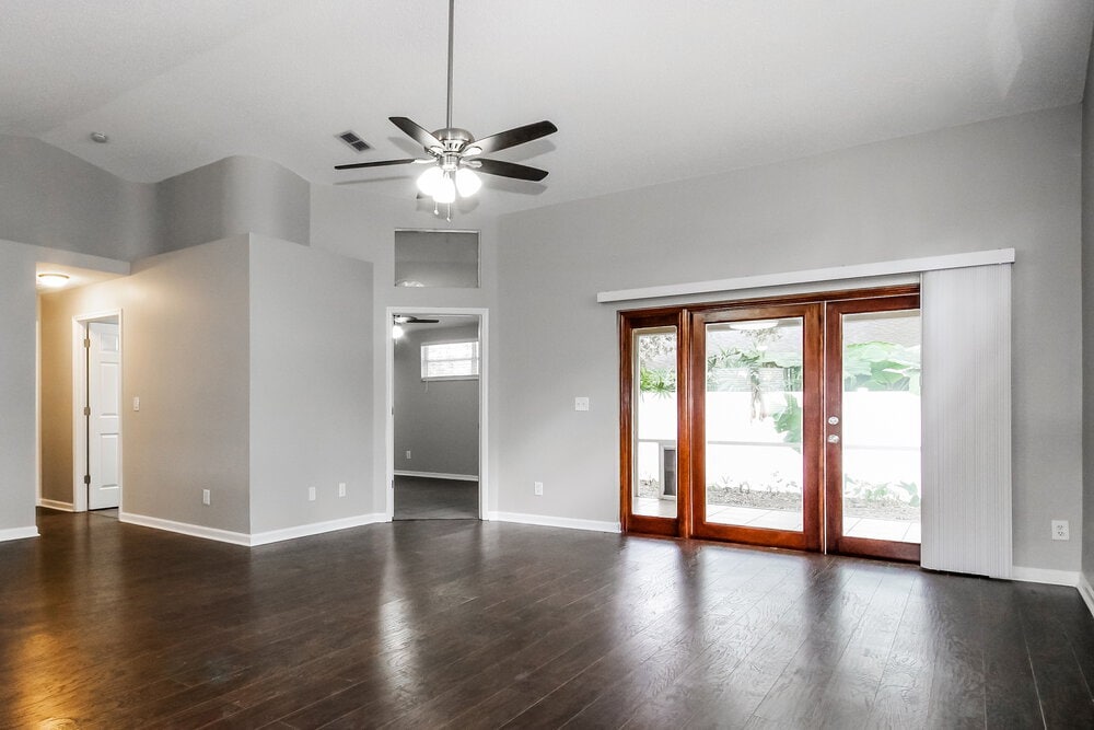 Building Photo - 4022 Fontana Pl