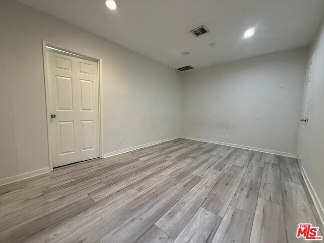 Building Photo - 15830 Blackhawk St