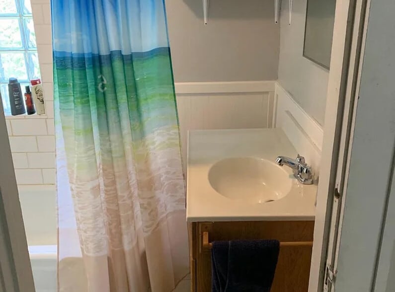 Building Photo - 1224 47th St