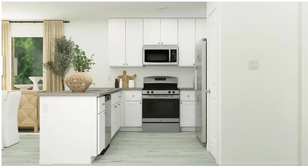 Building Photo - 934 Pertuso Ln