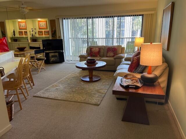 Building Photo - 1605 S US Hwy 1