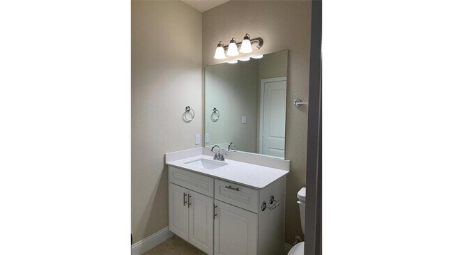 Building Photo - 4246 Shavano Dr