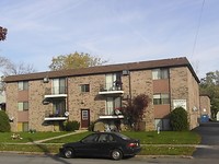 Building Photo - Robert Drive Apartments