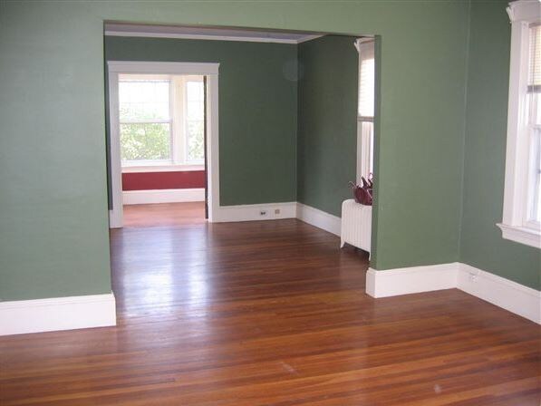 Building Photo - 259 Rochambeau Ave