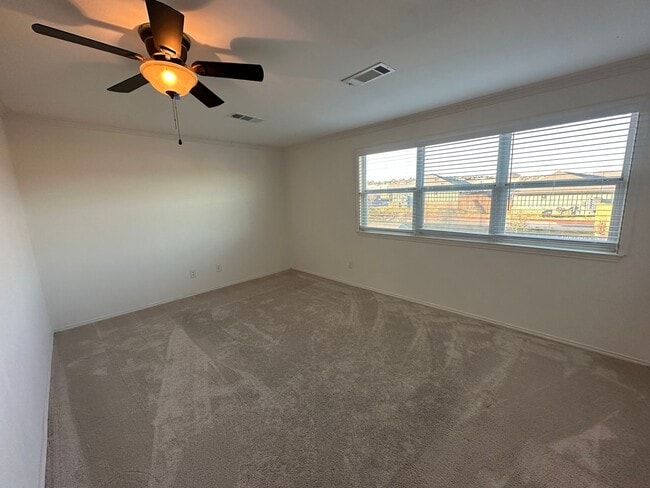 Building Photo - 1813 Balsam Gap