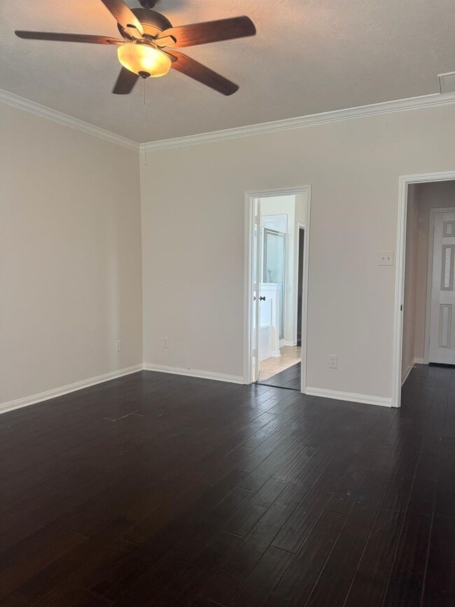 Building Photo - 7519 Chathan Glen Ln