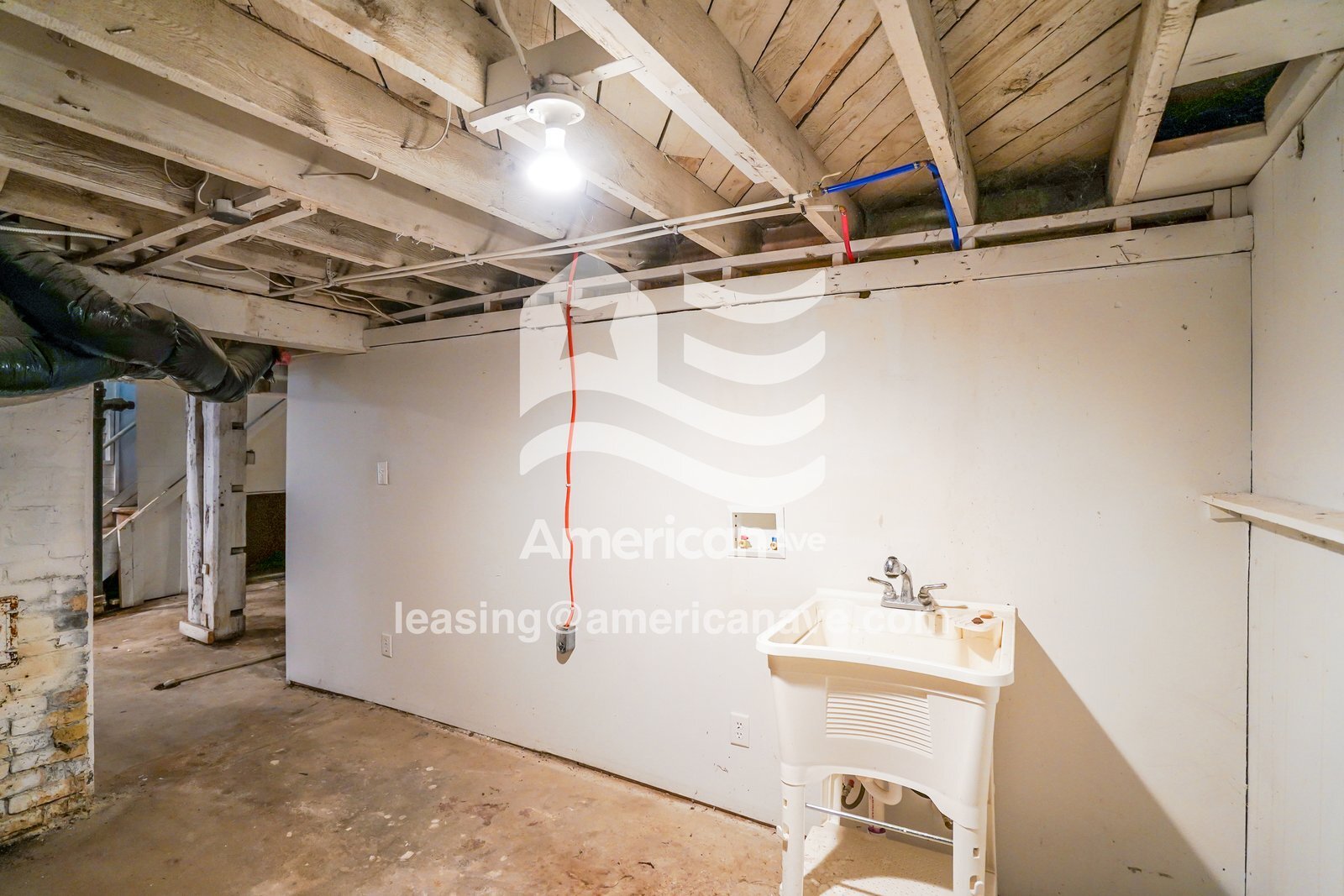 Building Photo - 445 N 9th Ave