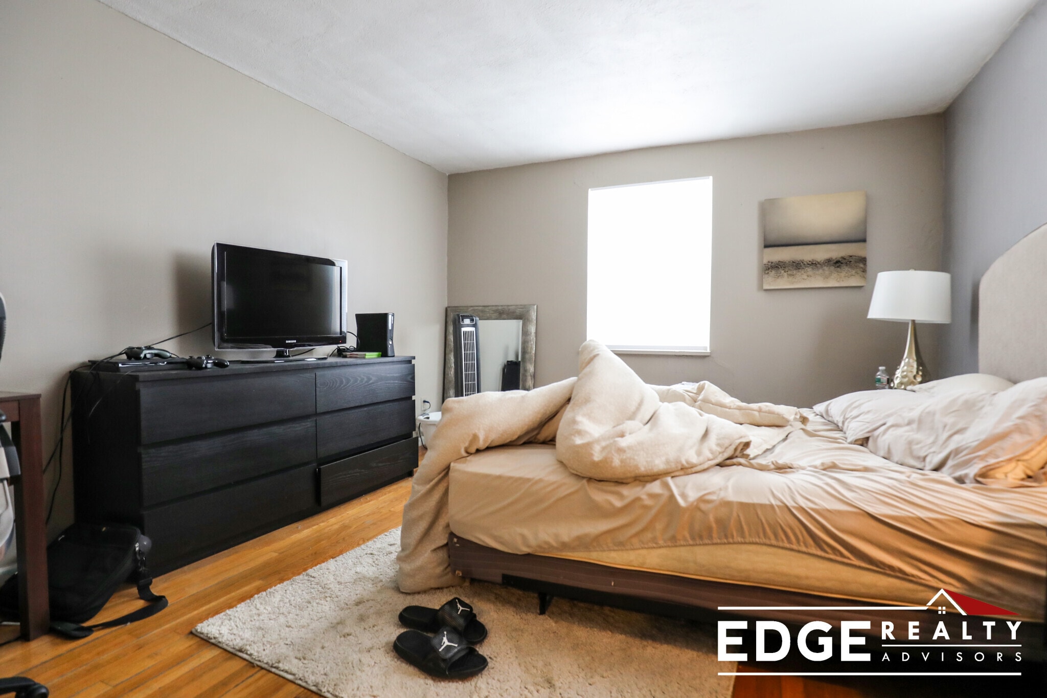 Building Photo - 49 Colborne Rd