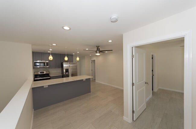 Building Photo - 1068 Kinau St