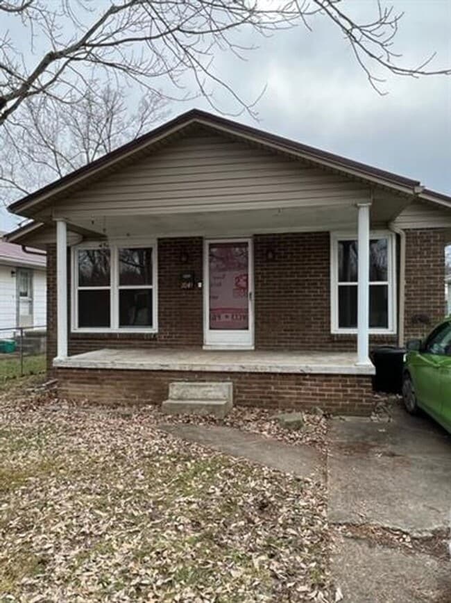 Building Photo - Cozy three bedroom in Saint Albans