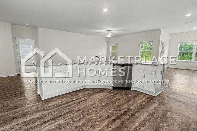 Building Photo - 4525 Morgan Dr