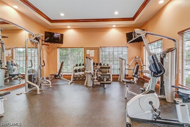 Building Photo - 1265 Wildwood Lakes Blvd