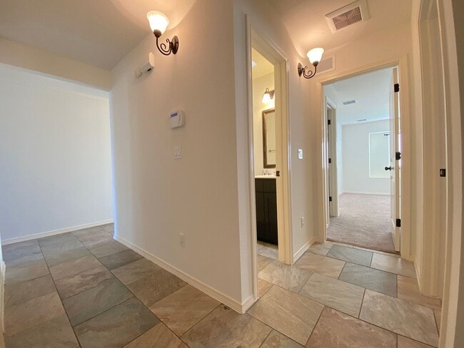 Building Photo - East El Paso 4 bed Refrig A/C with Solar Panels!